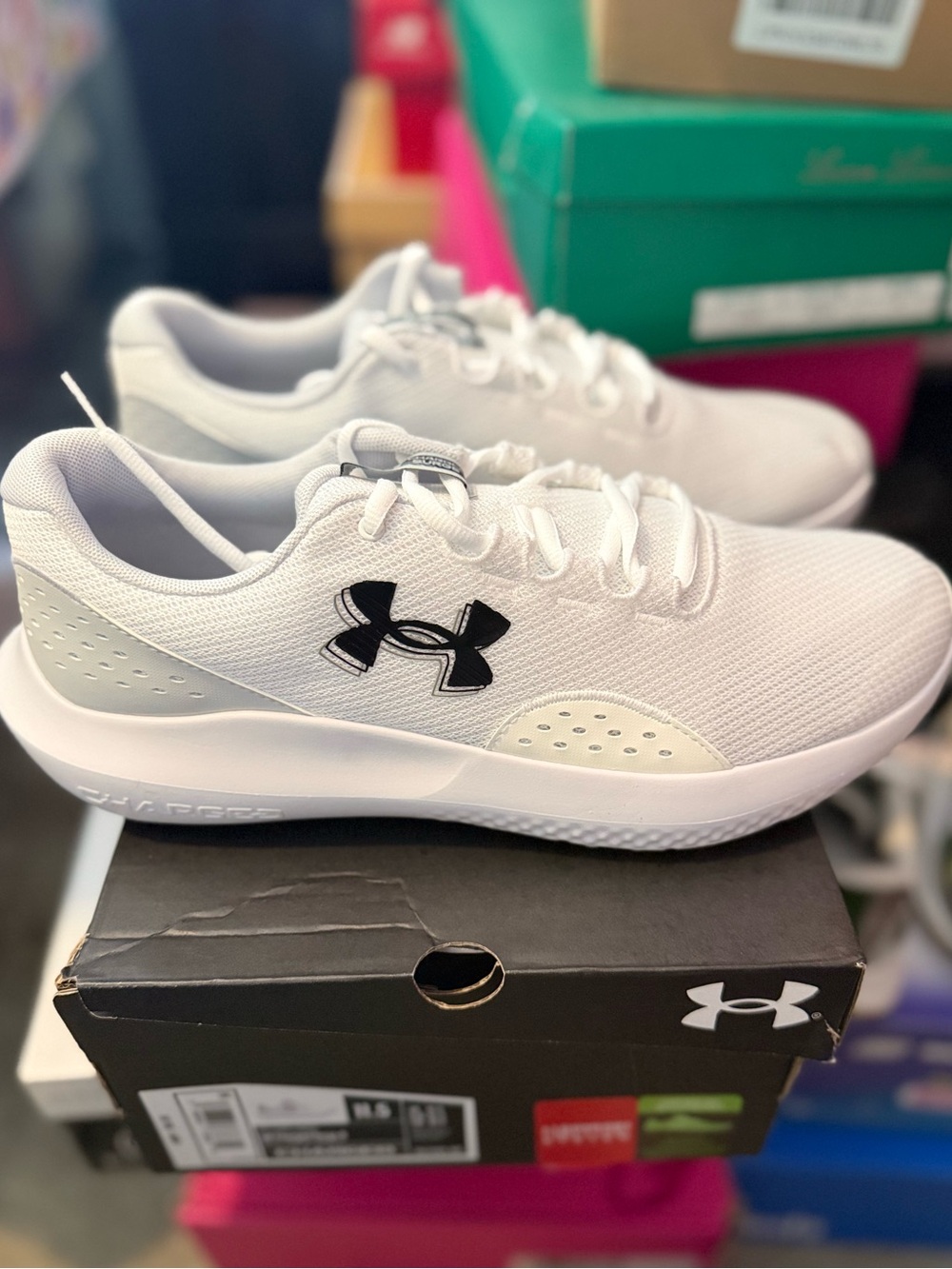 New Under Armour Men's White Athletic Shoes Size 8.5
